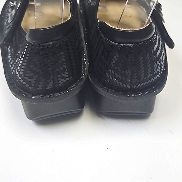 Alegria Mary Janes - Picture 3 of 8